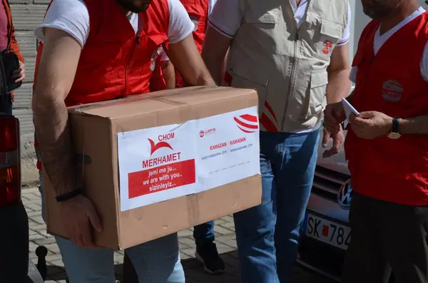 Foto nga Pakot Ushqimore të Ramazanit, 2019