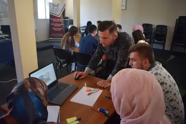 Foto nga Seminare dhe Trajnime, 2019