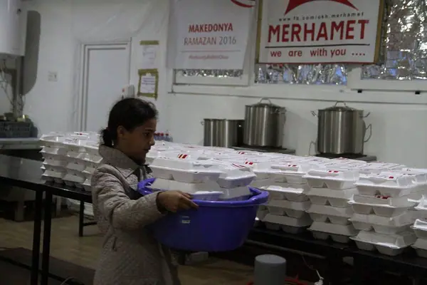 Foto nga Ndihma për Refugjatët, 2016